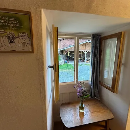 Kukabura Apartament Szarocin