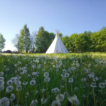 Kukabura Apartament Szarocin