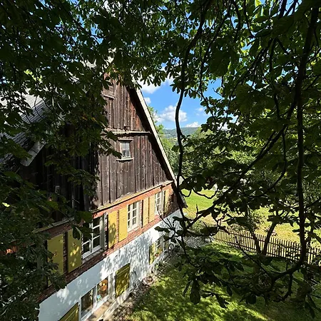 شقة Kukabura Szarocin